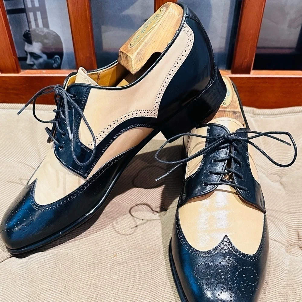 Soulier Two Tone Brogue Spectator Wingtip Oxfords. - Picture 1 of 13